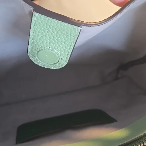 EUC Kate Spade New York Pebbled Leather Knott Colorblock Green With Wallet - Picture 7 of 15